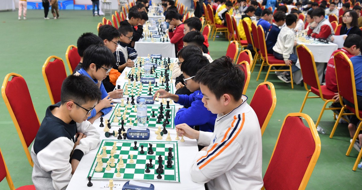 2000名小棋手在天风少年报国际象棋锦标赛中热情角逐